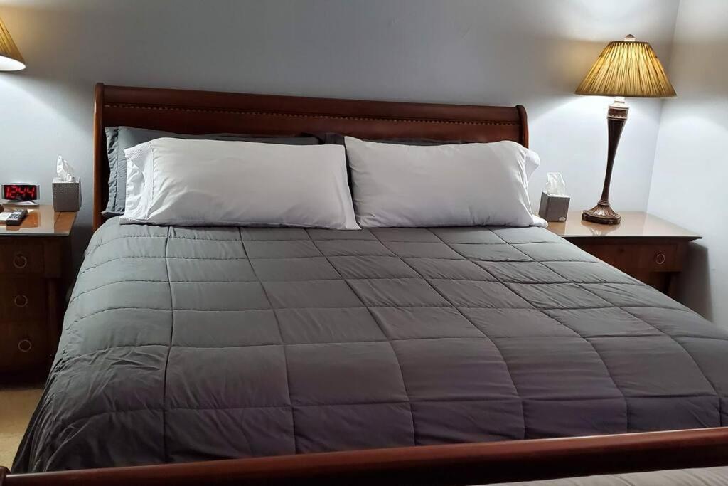 Fully Furnished, Beautiful, Spacious Two Bedroom Condo Lauderhill Bagian luar foto