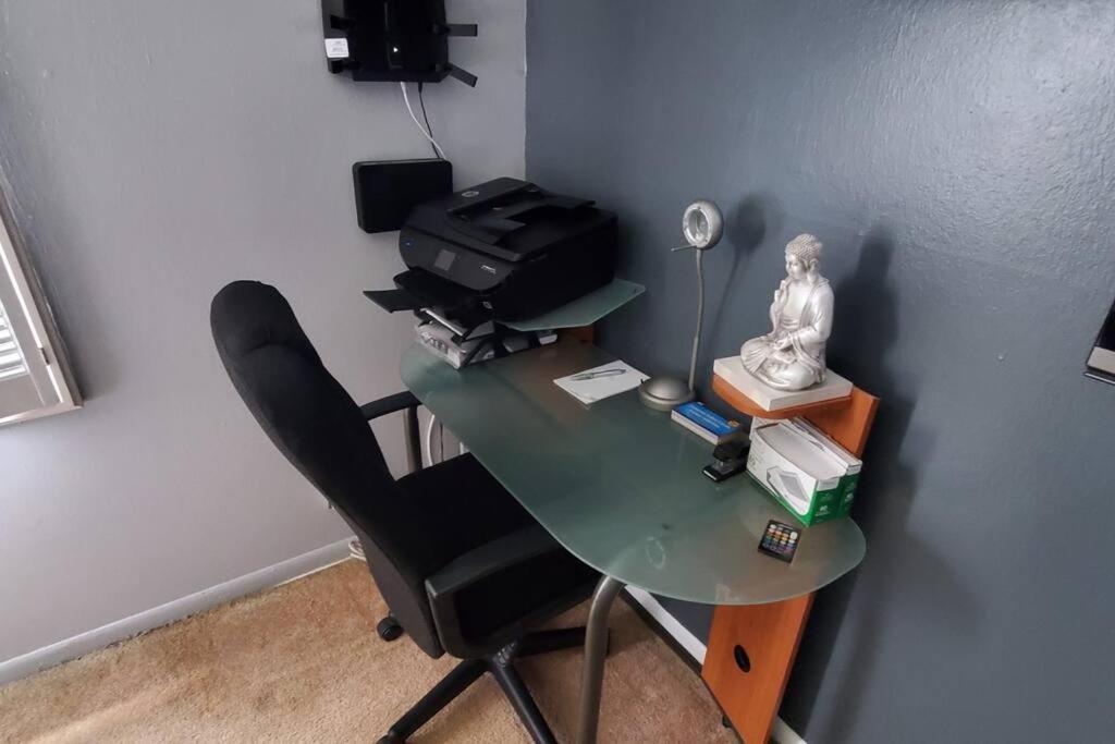 Fully Furnished, Beautiful, Spacious Two Bedroom Condo Lauderhill Bagian luar foto